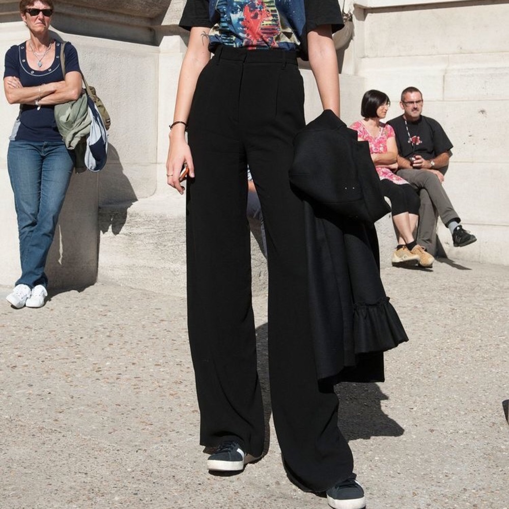 BEAUTIFUL BLACK FLARE PANTS